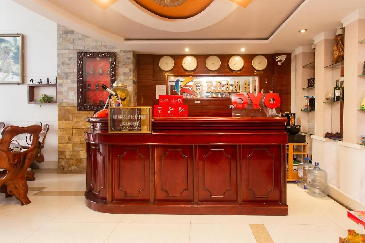 Oyo 956 Hung Thinh Koreana Hotel Đà Nẵng 2*,